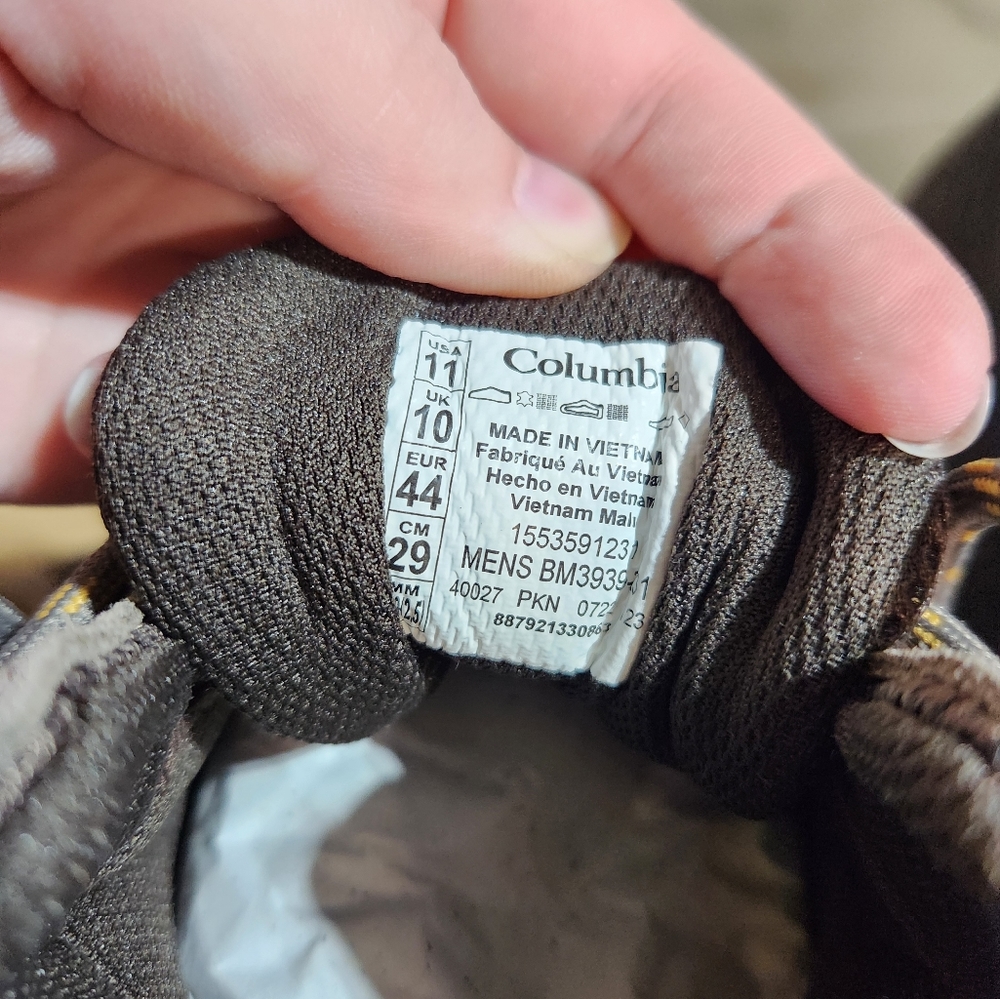 Columbia shoes men's size 11